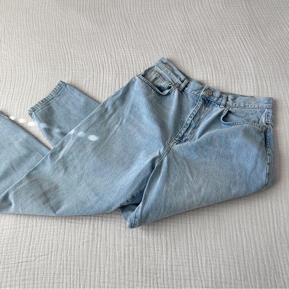 Light wash denim high waisted dad jeans - Picture 2 of 8